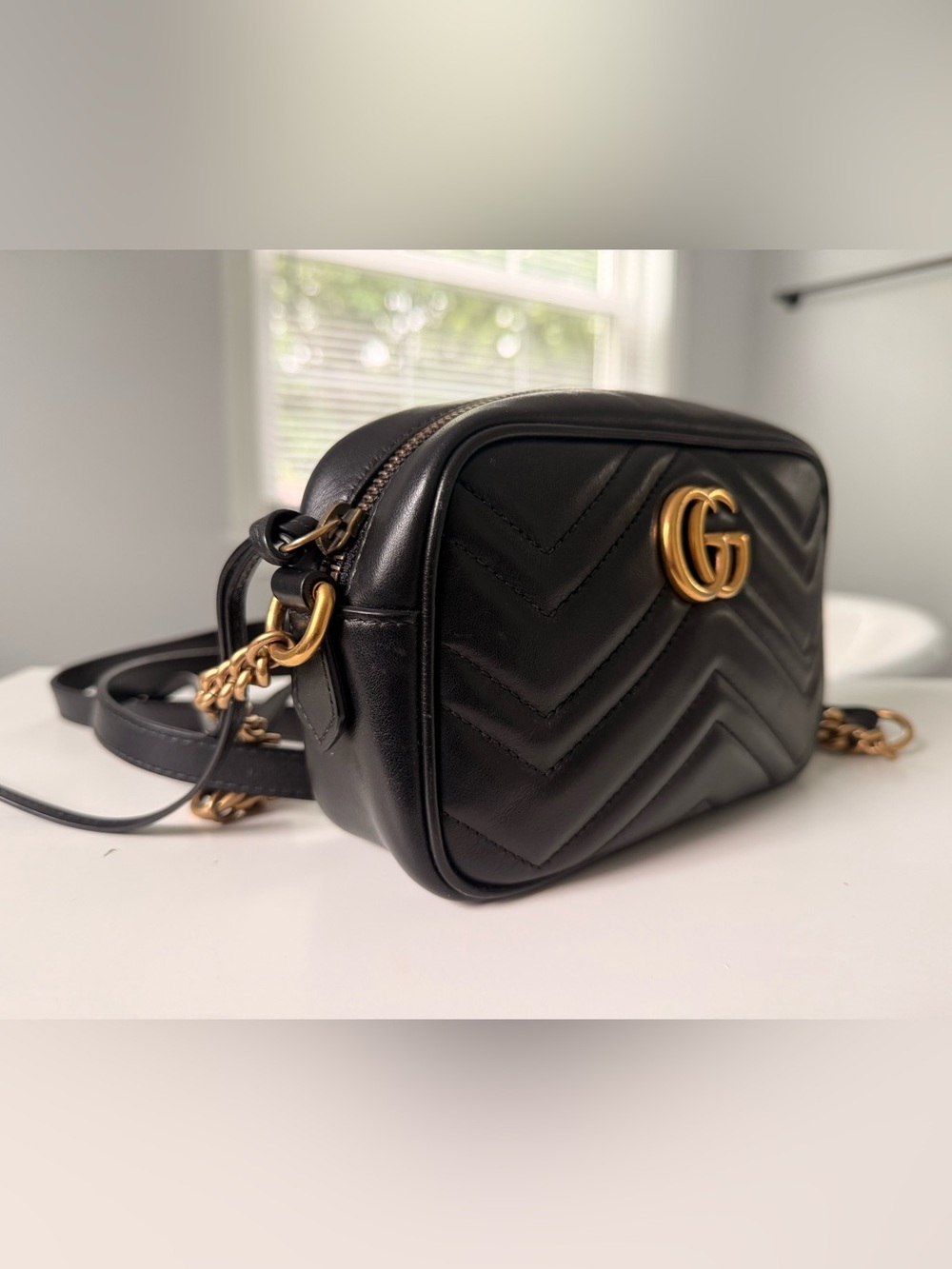 Authentic Gucci GG Marmont Matelassé Black Leather Small Camera Bag - Picture 3 of 7